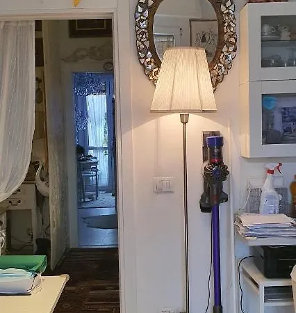 Holidays In Guest house Florence