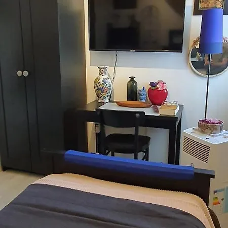 Guest house Holidays In *